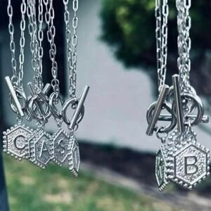 NEW Plunder Alissa Letter D Silver Tone Hexagon Initial Charm Pendant Necklace